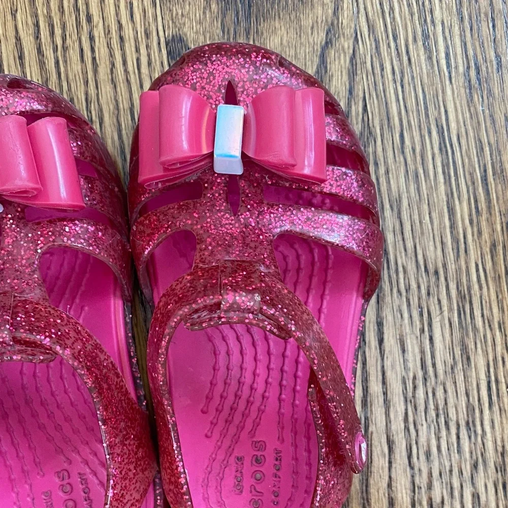 Pink glitter Crocs Isabella bow sandals, size 6. Excellent condition ships quick - Picture 10 of 12